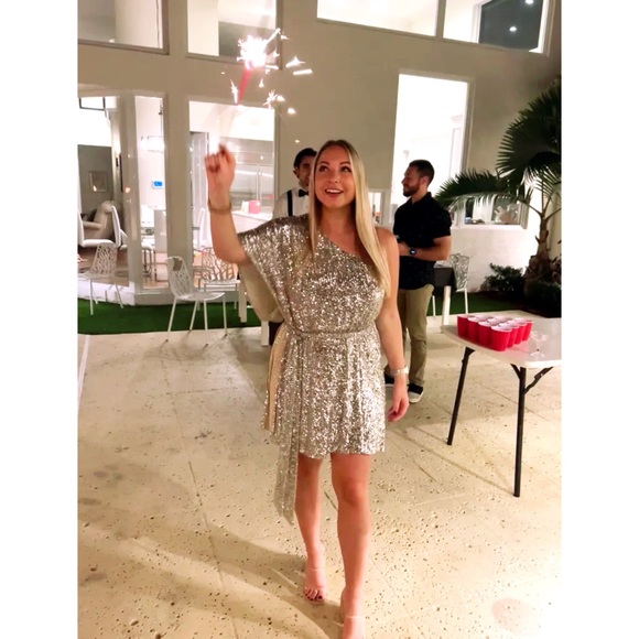 SMYM | Sequin Dress. - Picture 14 of 14